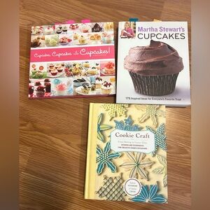 Martha Stewart Cupcakes Cook Book lot with Cookie decorating and more!